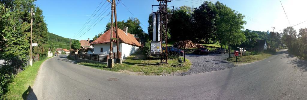 Zempleni Pitvaros Piheno Telkibánya Exterior foto